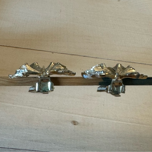 Two Toned Sarah Coventry Vintage Leaf Maple Fall Autumn Pin Brooch - Picture 2 of 10